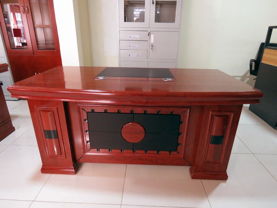 1.8 meters executive office table - Image 3