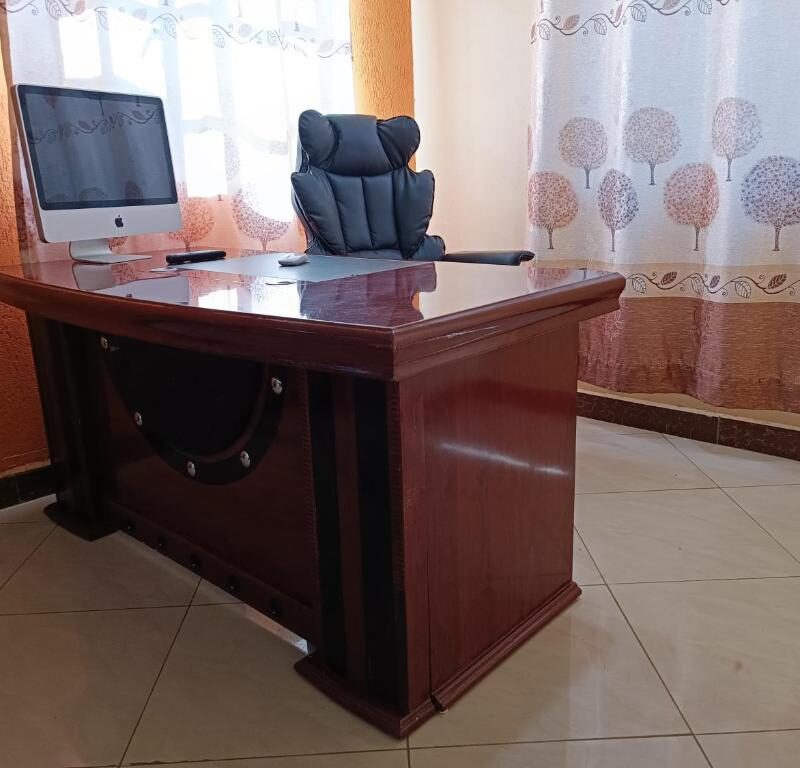 Executive Office Desk 1600MM