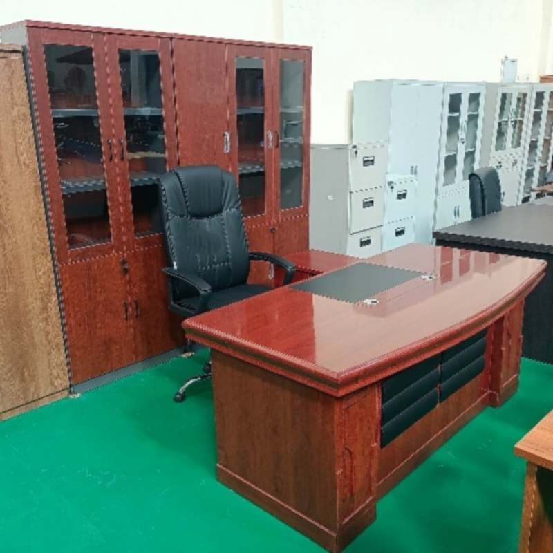 1600mm executive desk