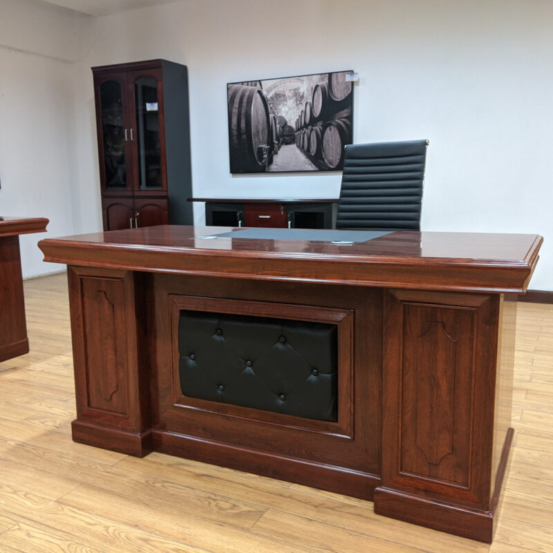 Kobe executive desk -1400mm