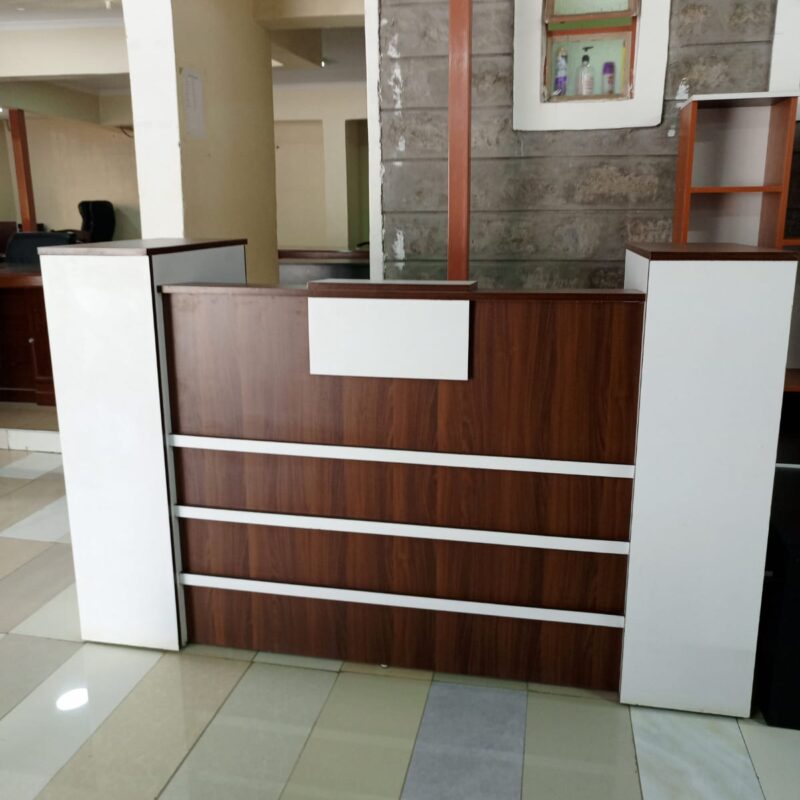 R-C-019-4 Reception Counter