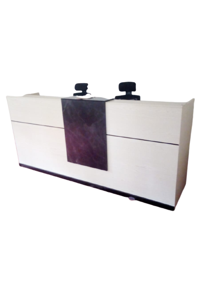 Reception desk
