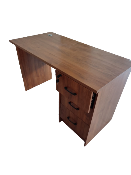 1.6m office desk