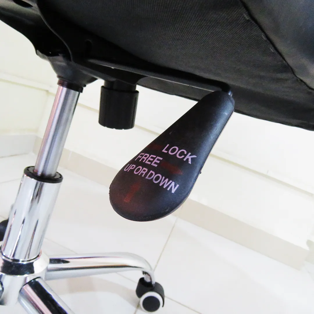 Executive faux leather office seat - Image 4