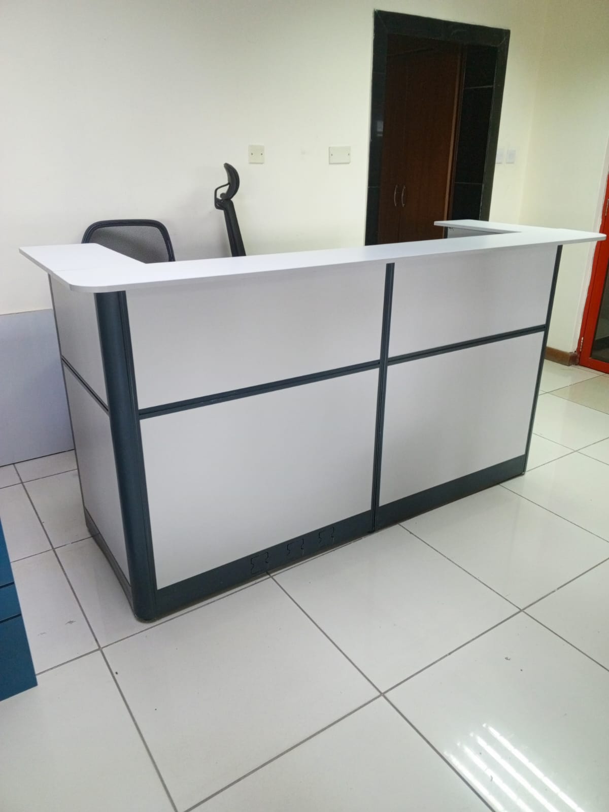 2 Meters Modern Design Office Front Reception Desk